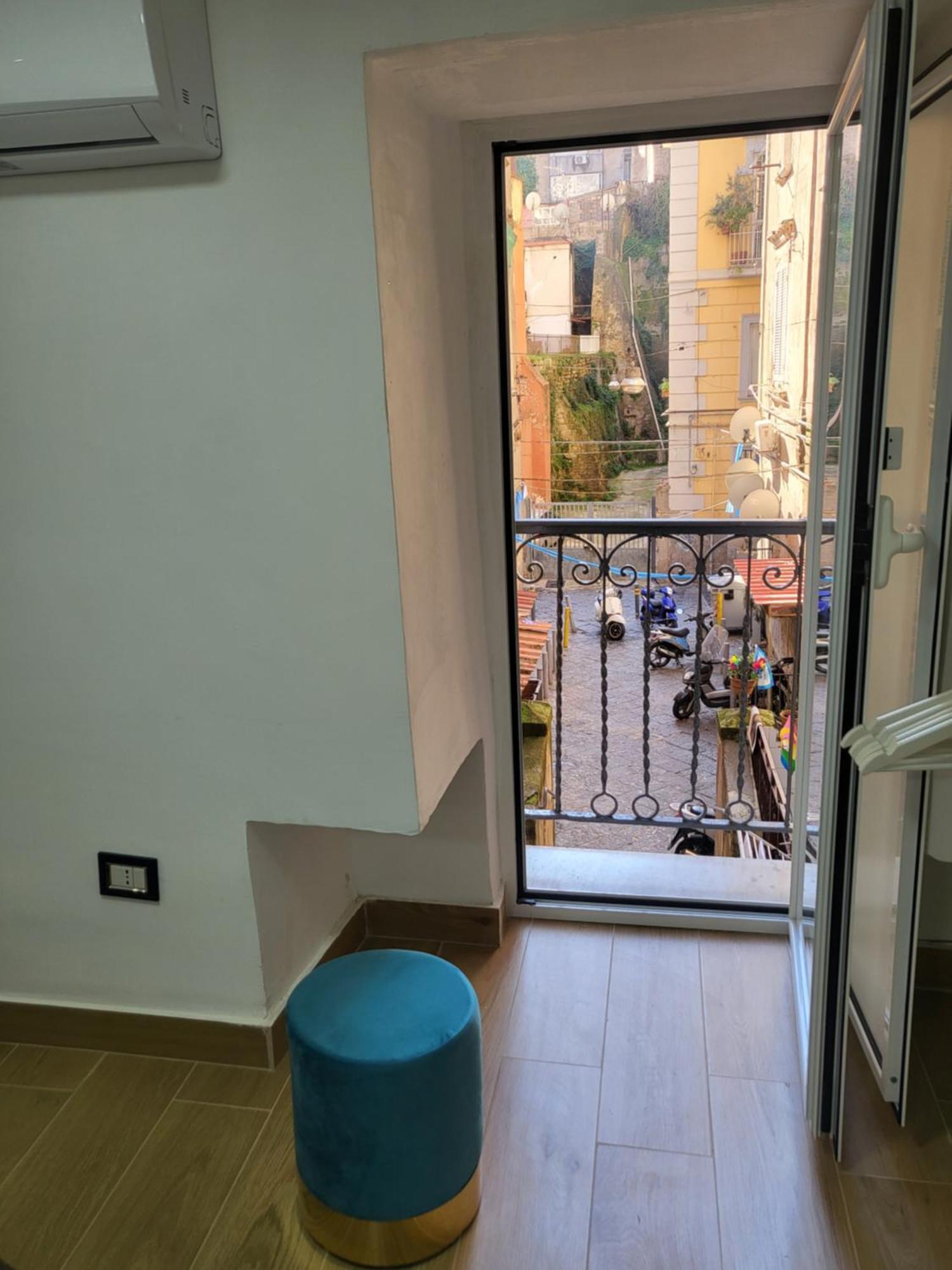 L'Approdo Di Dante Apartment Naples Exterior photo
