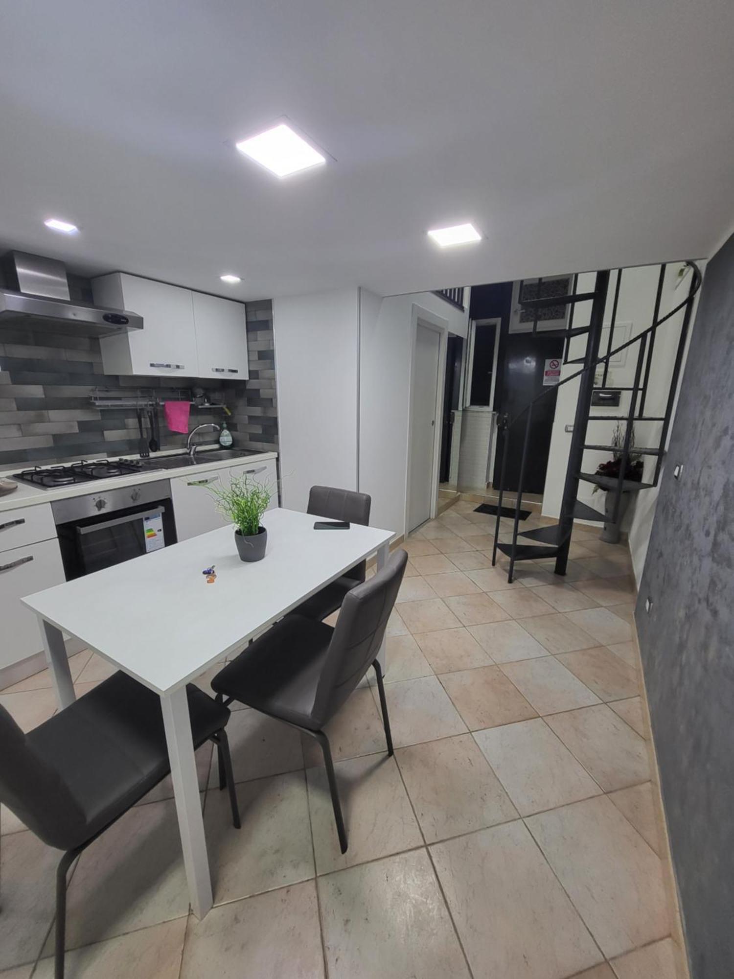 L'Approdo Di Dante Apartment Naples Room photo